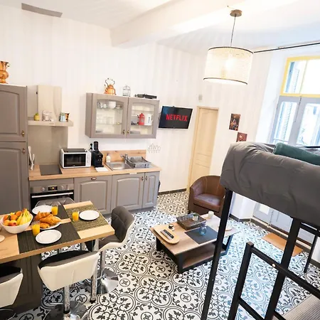 Charming With Sofa, Bed And Terrace-as * Carcassona
