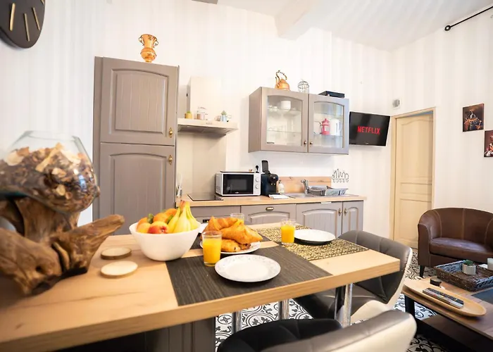 Charming With Sofa, Bed And Terrace-as Apartment *